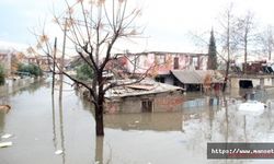 Felaketin yaşandığı Antalya’da bir mahalle sular altında kaldı