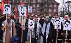 Hanau’da ırkçı saldırıda ölenler Hamburg’da anıldı