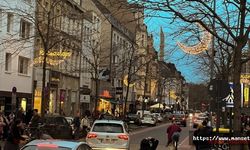 Köln’de caddeler ilk kez Ramazan ayına özel ışıklandırıldı