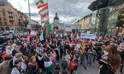 İsveç'te, İsrail'in Filistin ve Lübnan'a yönelik saldırıları protesto edildi