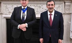 Cumhurbaşkanı Yardımcısı Yılmaz, Londra Finans Merkezi Belediye Başkanı King ile bir araya geldi