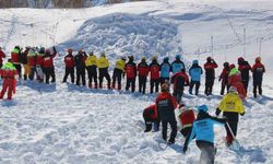 Erciyes’te gerçeği aratmayan çığ tatbikatı