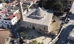 Kozan’da tarihi Hoşkadem Camii Ramazan’a hazır