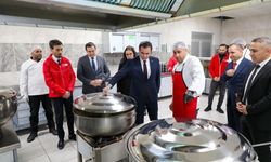 Vali Karakaya, aşevinde incelemelerde bulundu