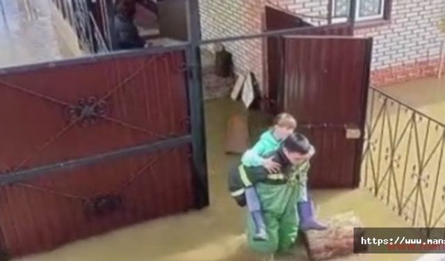 Rusya’yı sel vurdu: 10 bin ev sular altında kaldı