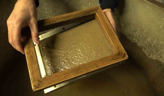 Türkiye’nin ilk kağıt müzesinde Osmanlı’nın kağıt üretim tekniği yaşatılıyor
