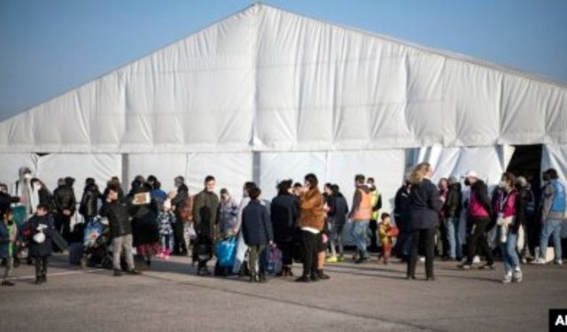Yeni Alman hükümetinden göçte sert açıklama: Sınır dışılar yolda