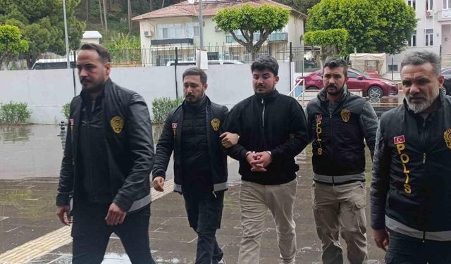 İki arkadaştan birini öldürüp diğerini ağır yaralayan zanlı tutuklandı
