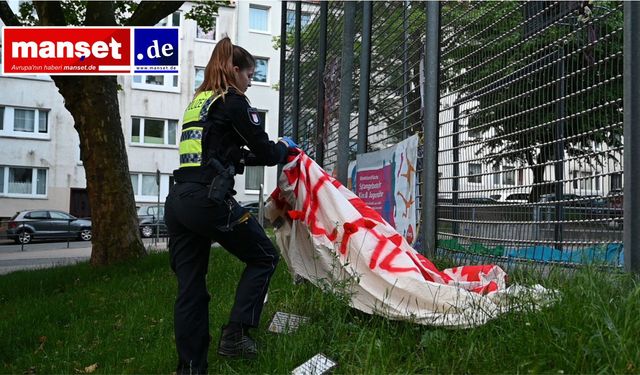 Phoenix-Viertel’de Polis Karşıtı Afişler Yeniden Asıldı