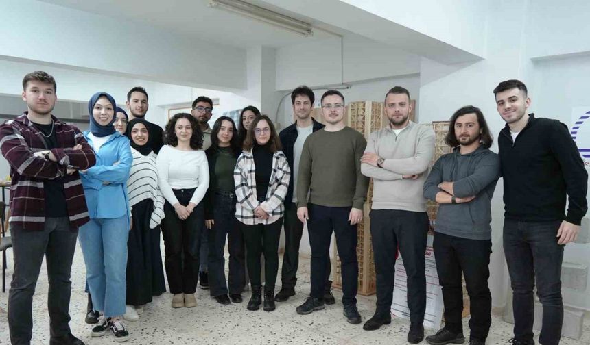 ABD’deki ’Depreme Dayanıklı Yapı Tasarım Yarışması’nda Türkiye’yi temsil edecek öğrencilerin yoğun çalışması