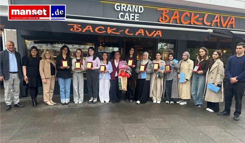 Hamburg’da Türkçeye Büyük Destek: 12 Öğrenci Kahvaltılı Ödül Töreniyle Onurlandırıldı